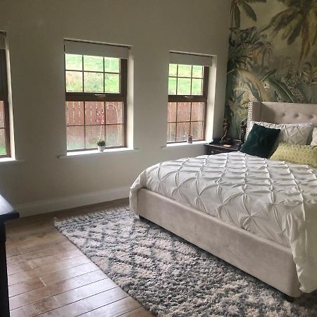 The Fairways, Castleblayney B&B 외부 사진
